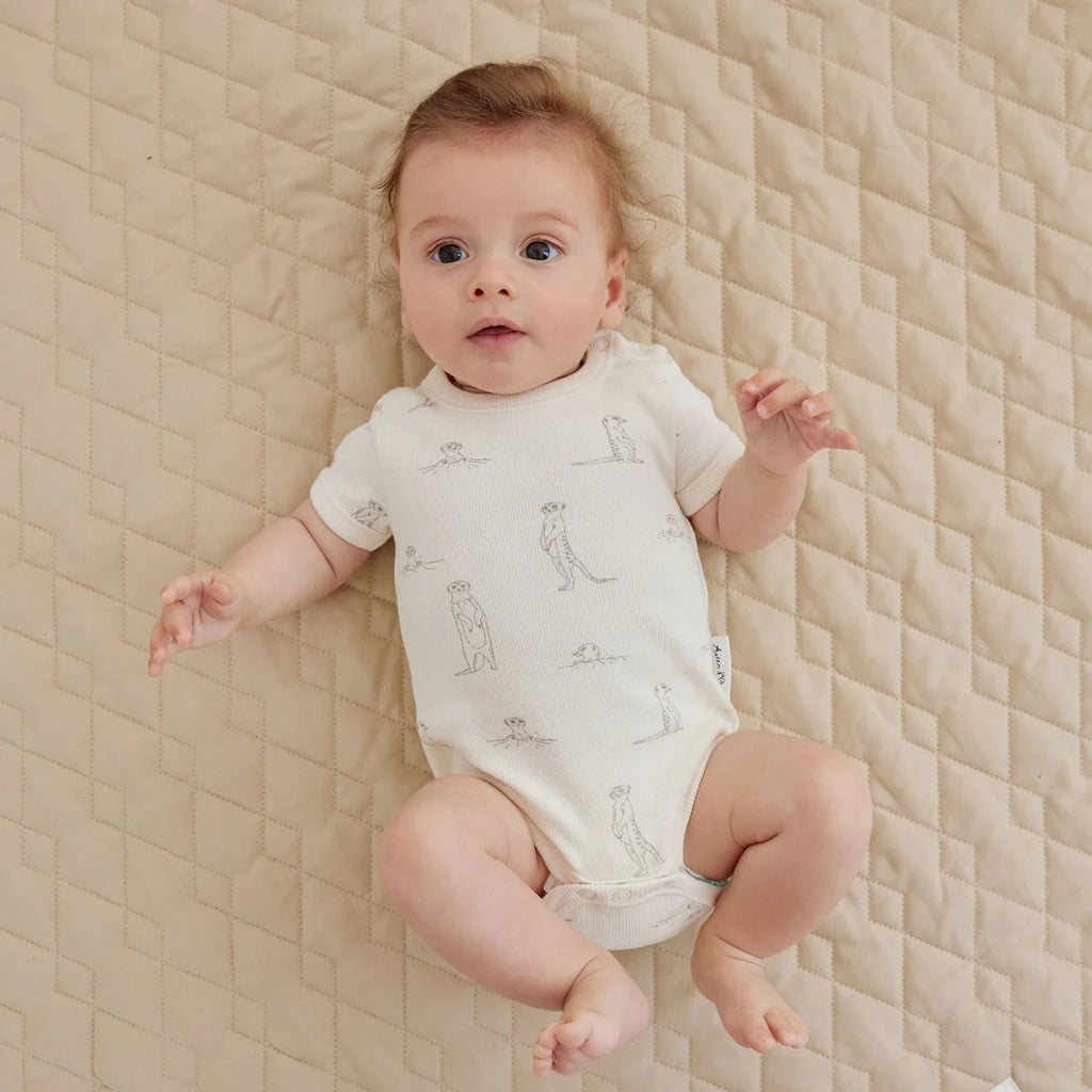 Aster & Oak Meerkat Rib AOP Onesie - Natural