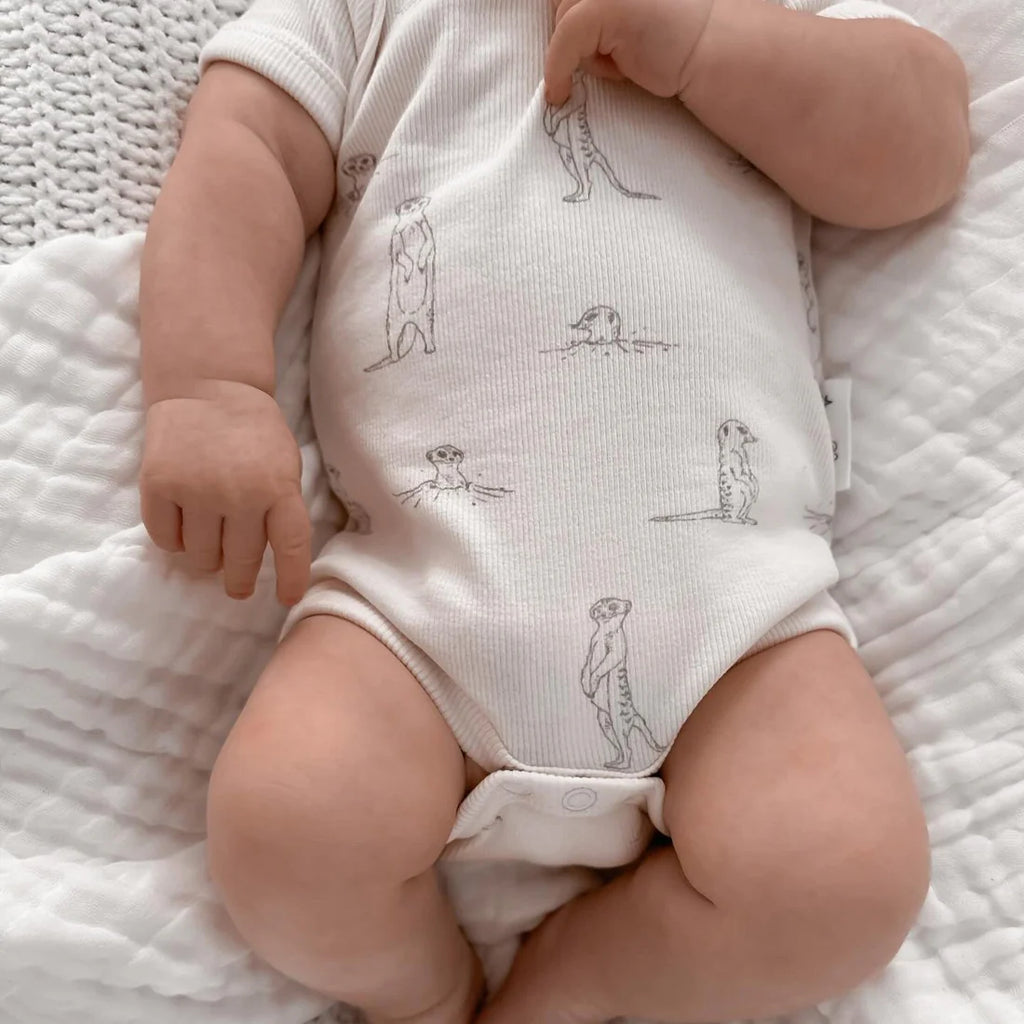 Aster & Oak Meerkat Rib AOP Onesie - Natural